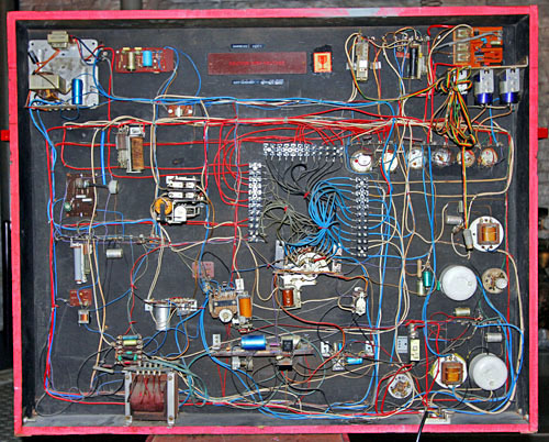 Het elektronisch circuit van Het Bellenorgel (1970-72)